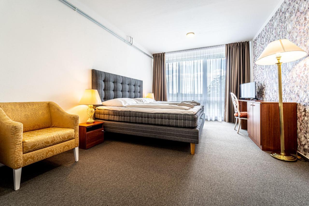 Hotel Fontana Брно Экстерьер фото