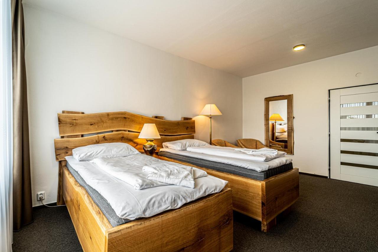 Hotel Fontana Брно Экстерьер фото