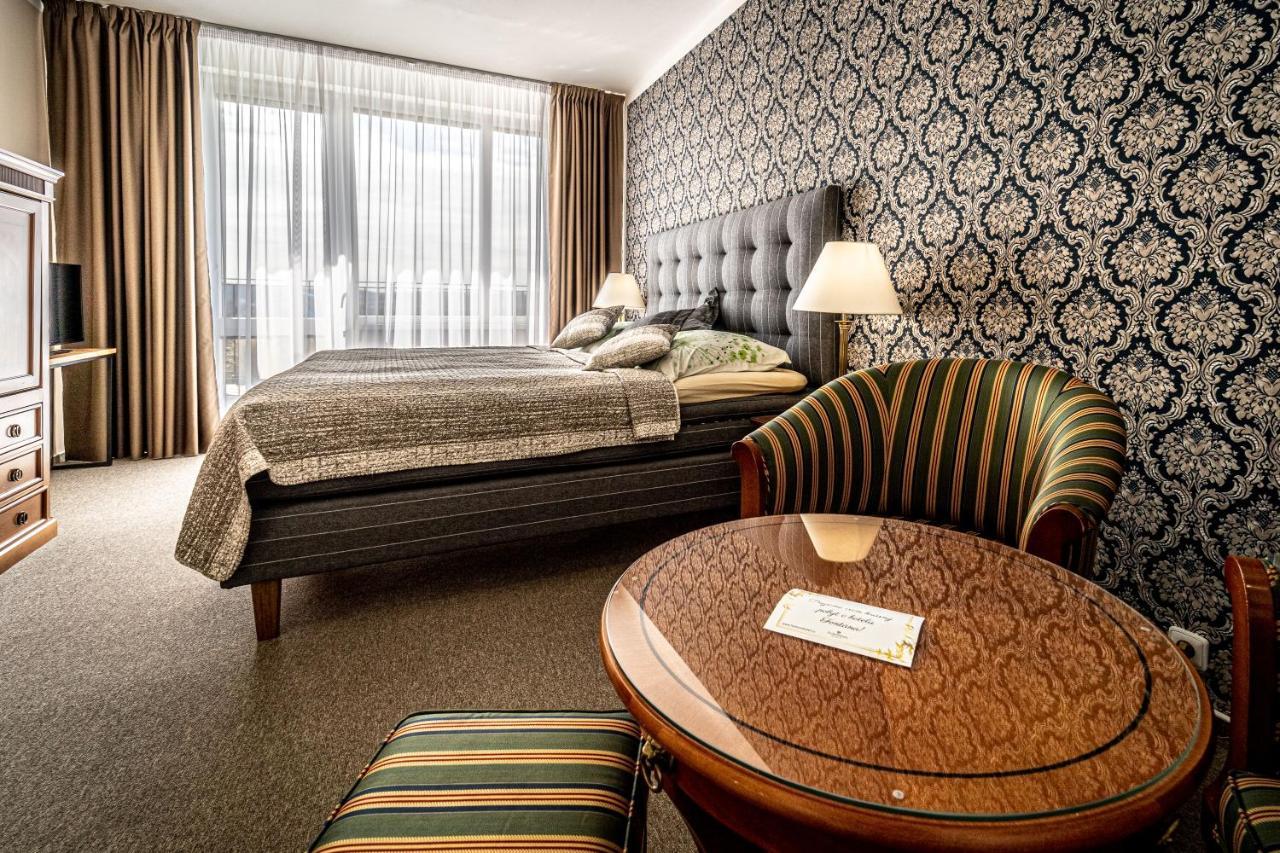 Hotel Fontana Брно Экстерьер фото