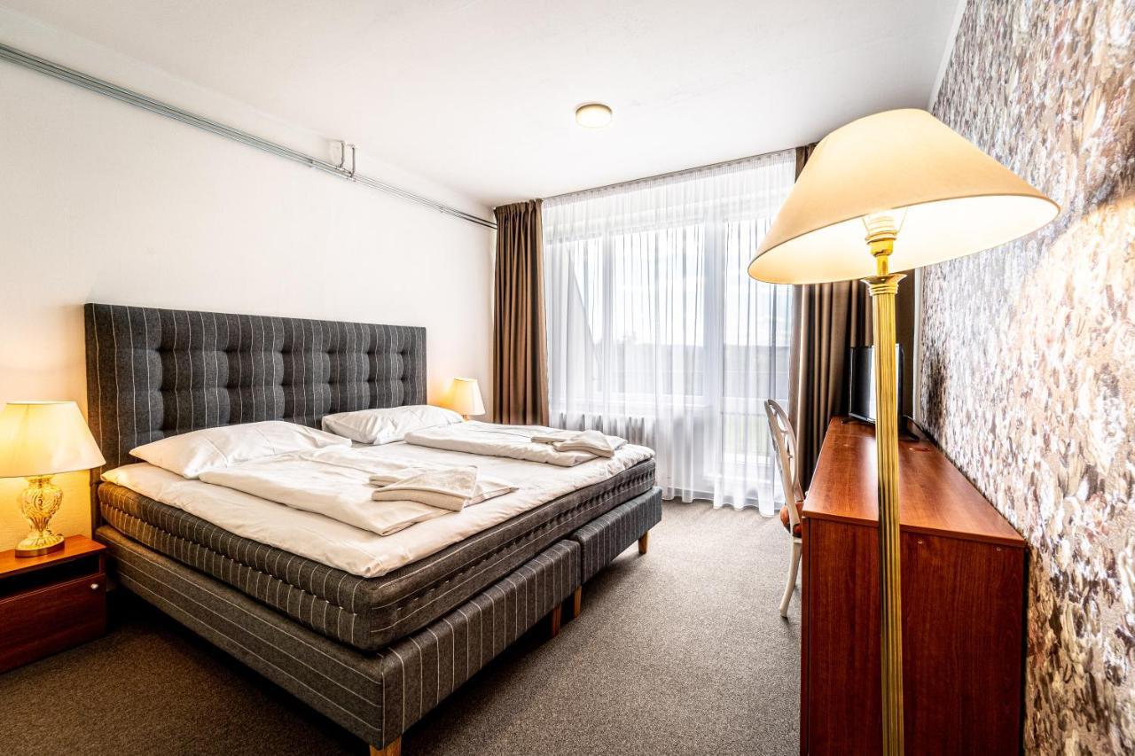 Hotel Fontana Брно Экстерьер фото