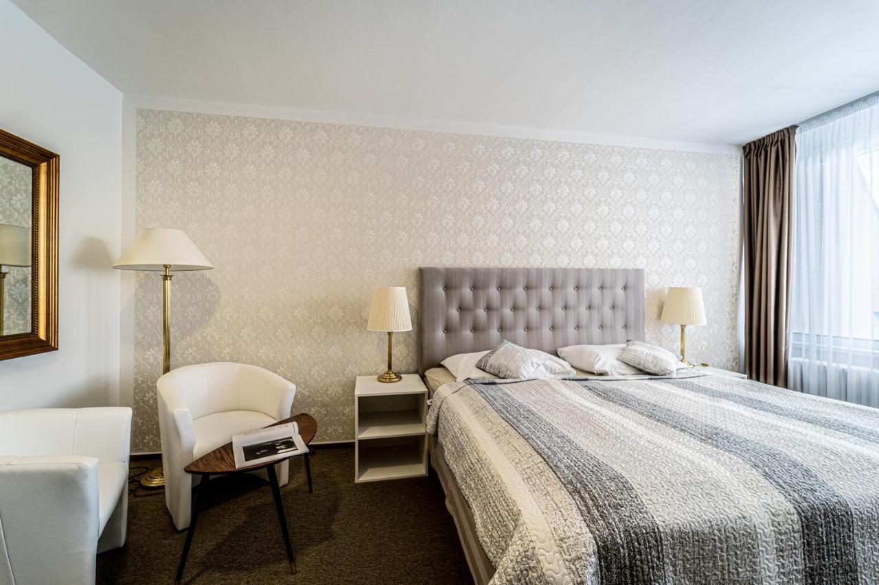 Hotel Fontana Брно Экстерьер фото